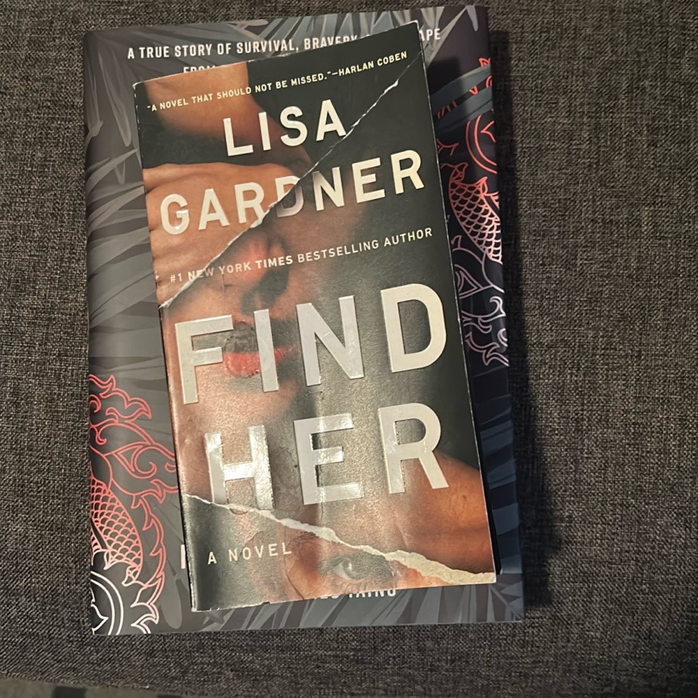 Book Bundle Adult Fiction